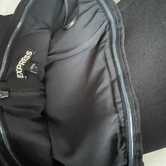 EXPRESS jumpsuit. - Picture 5 of 12